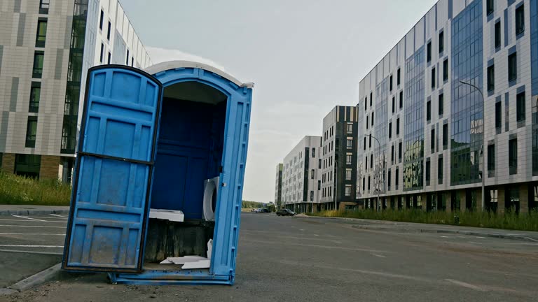Best Event Portable Toilet Rental  in Lauderdale Lakes, FL